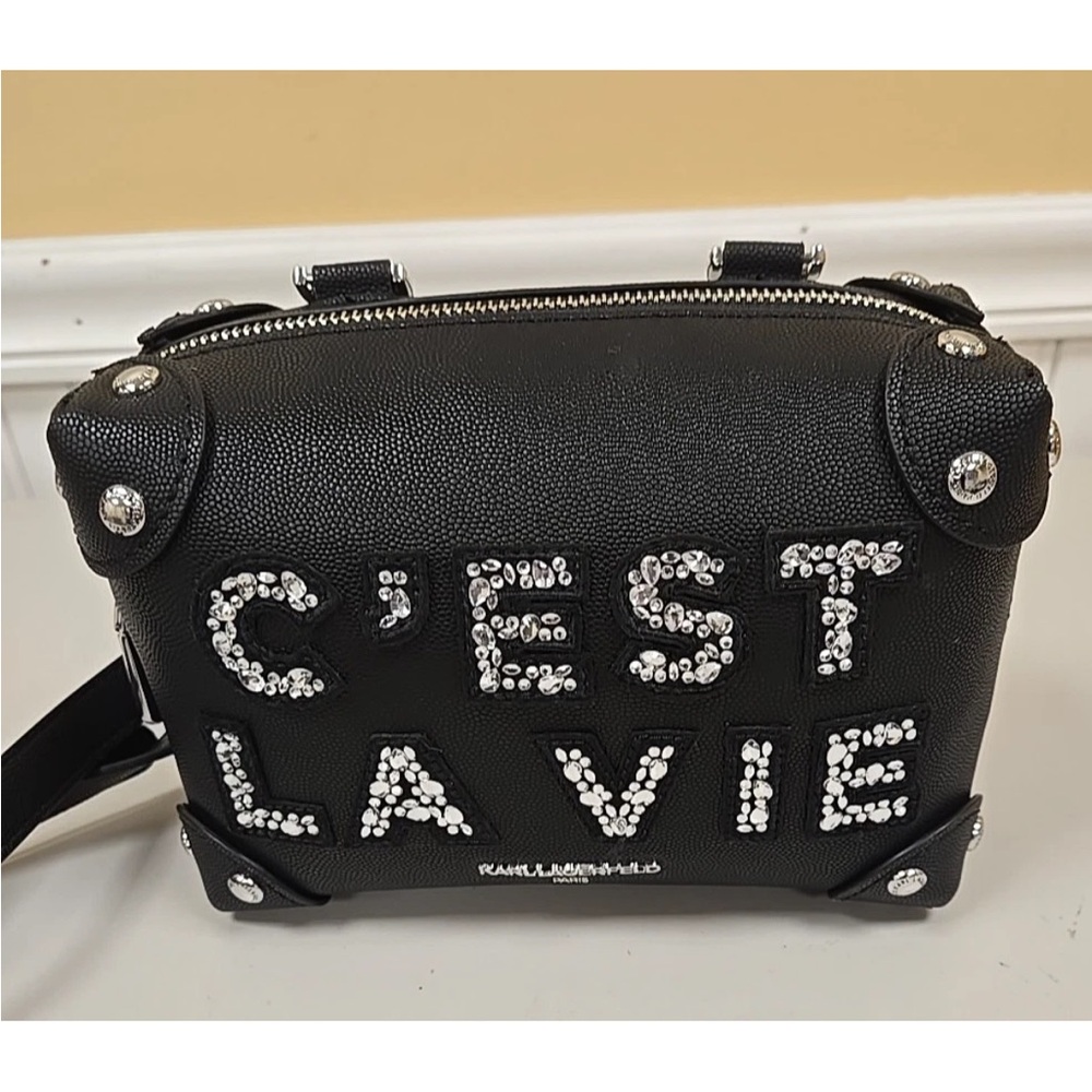 Gorgeous KARL LAGERFELD Paris Gifting embellished C'est la vie